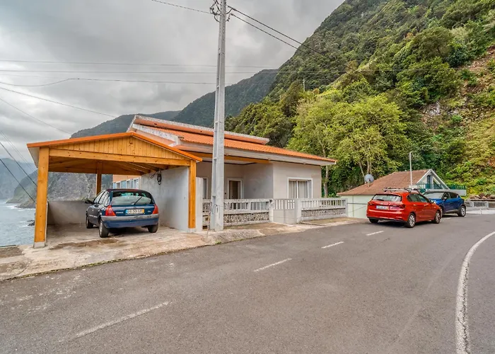 Cantinho Da Portada Holiday home